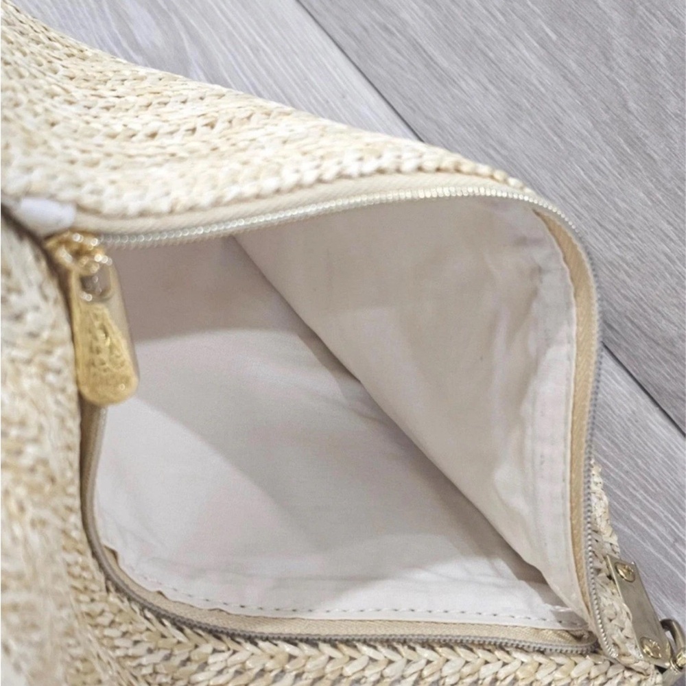 Dior Raffia Pouch - Picture 5 of 7